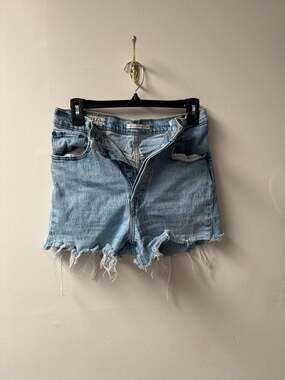 Levi's Premium Ribcage Straight High Rise Distressed Denim Shorts Size 28